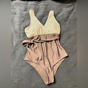 New One piece bathing suit
